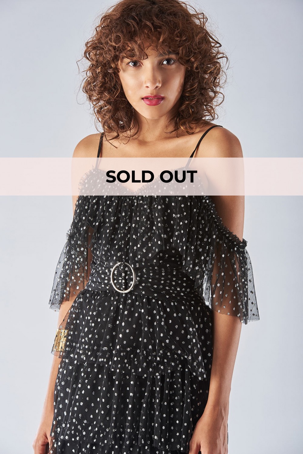 Abito off  shoulder con rouches