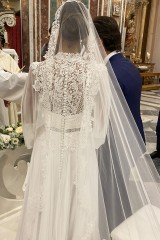 Drexcode - Abito con ricami in pizzo - Luisa Sposa - Noleggio - 6