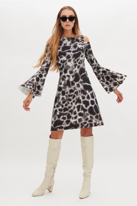 Noleggia online Abito con fantasia giraffa by Chiara Boni Drexcode