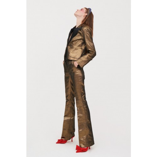 Noleggio Abbigliamento Firmato - Completo giacca e pantalone dorati - Giuliette Brown - Drexcode -2