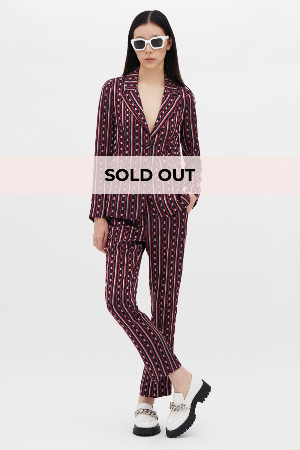 Complete jacket and pants in chain print