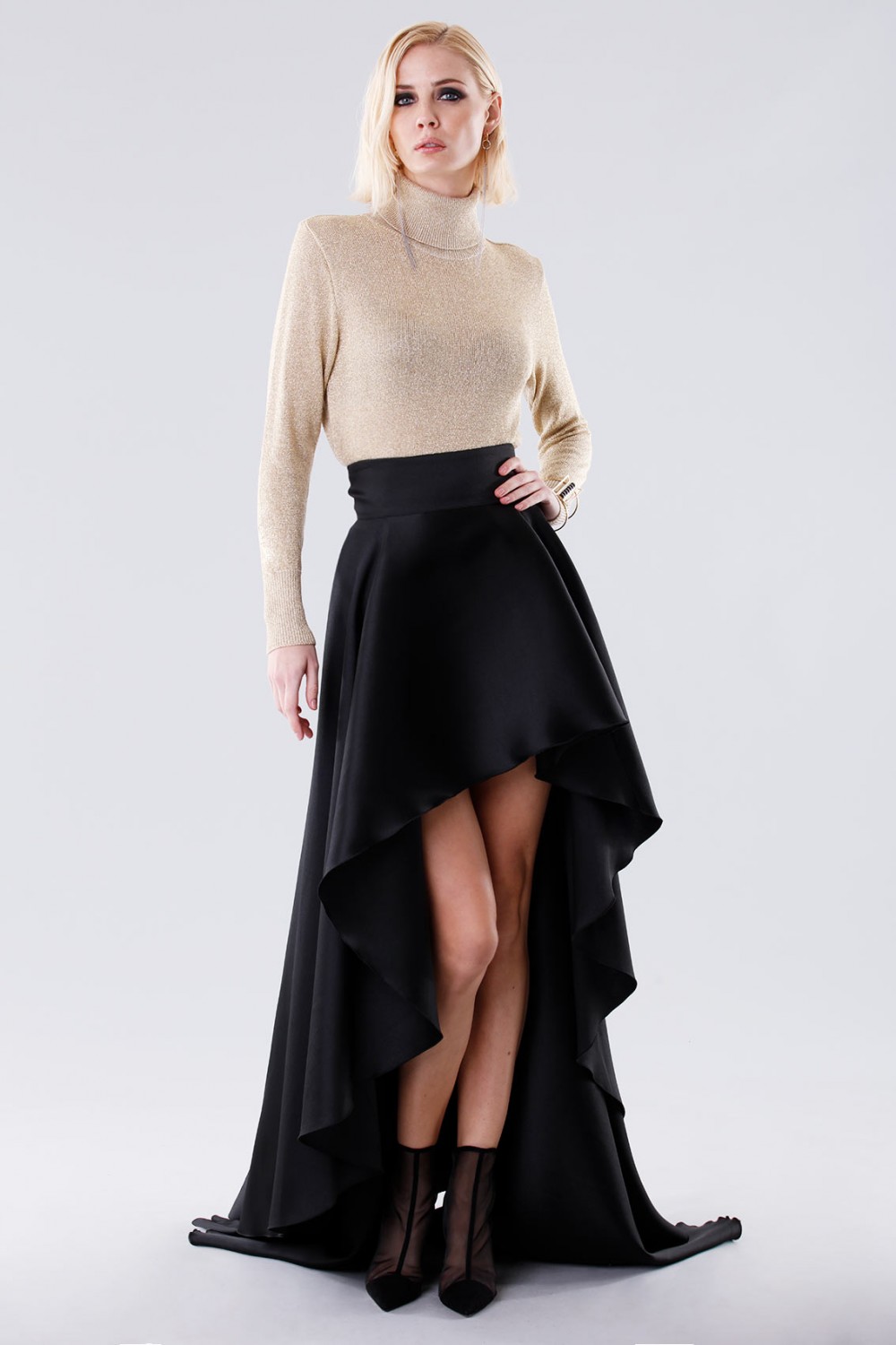 Asymmetrical high-waisted skirt