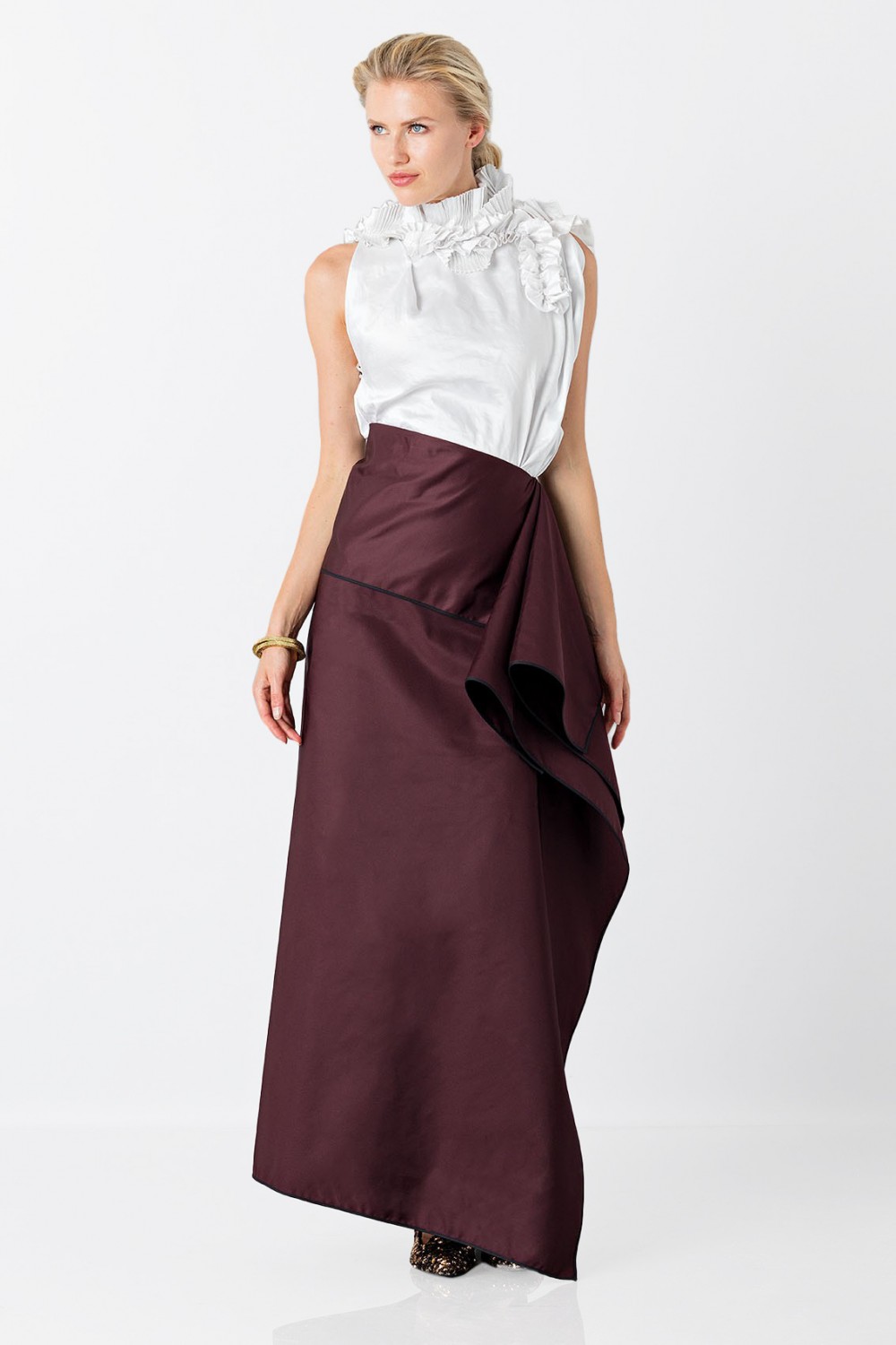 Bordeaux skirt with anterior drapery 