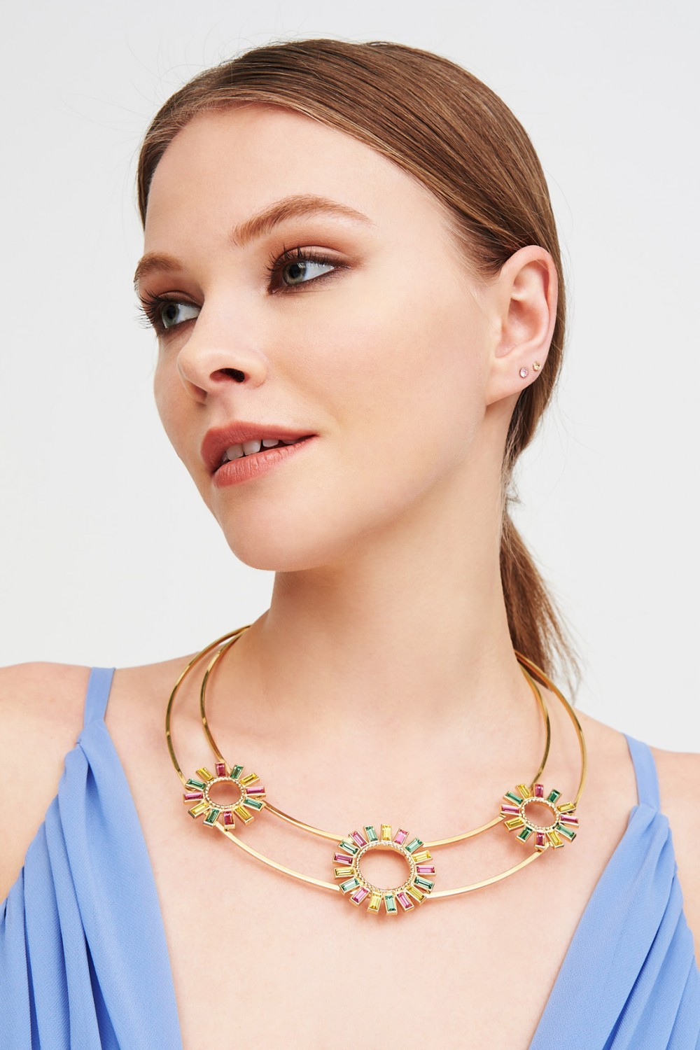 Necklace with flowers 