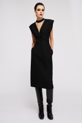 Drexcode - Black sheath dress with neckline - Gucci - Rent - 1