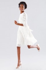 Drexcode - White lace dress with removable belt - Daphne - Rent - 3