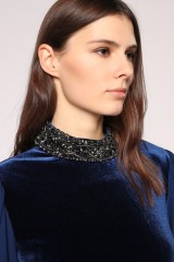 Drexcode - Velvet dress with high collar - Badgley Mischka - Rent - 3