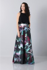 Drexcode - Crop top and floral printed skirt dress  - Theia - Rent - 3