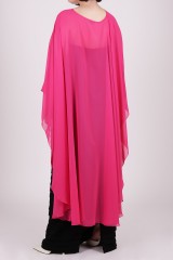 Drexcode - Magenta cape - Juliet Noor - Rent - 2