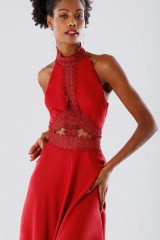 Drexcode - Red asymmetrical dress with transparencies - Kathy Heyndels - Rent - 7