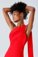 Drexcode - One-shoulder red dress with drapery - Tot-Hom - Rent - 6