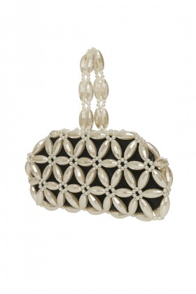 Black clutch with pearls - 0711 Tbilisi - Rent Drexcode - 2