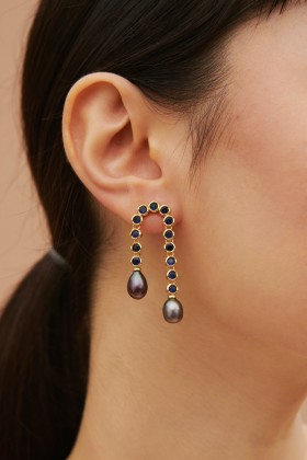 Golden drop earrings - Luv Aj - Rent Drexcode - 1