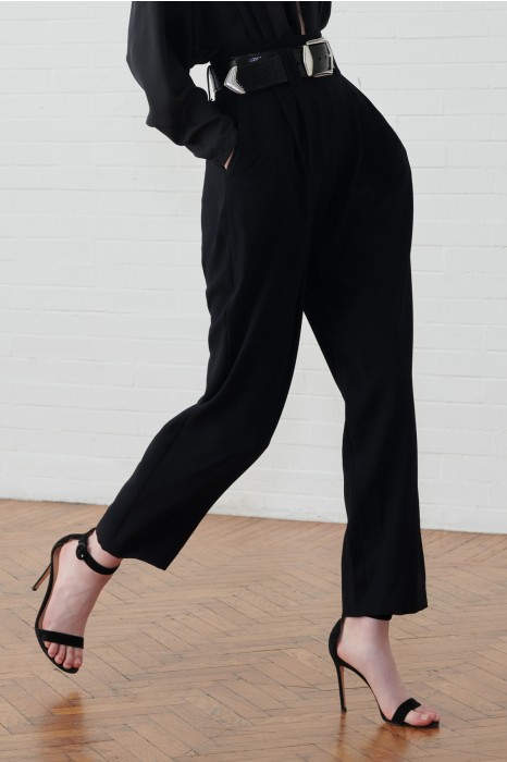Pantalone nero a vita alta