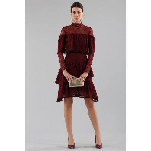 Noleggio Abbigliamento Firmato - Short burgundy dress with ruffles and cape sleeves - Perseverance - Drexcode -8