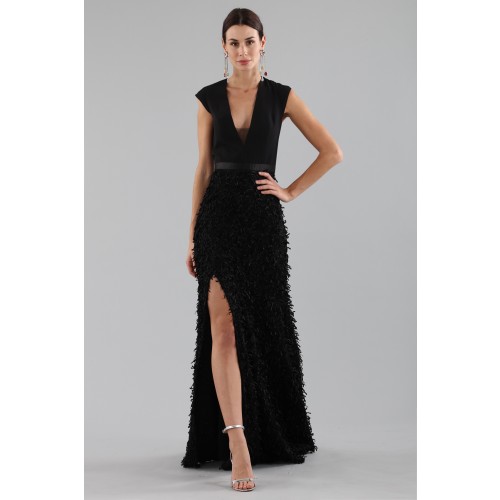 Noleggio Abbigliamento Firmato - Black dress with finished skirt and V cut to the back - Halston - Drexcode -5