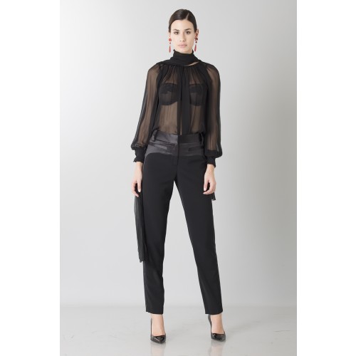 Noleggio Abbigliamento Firmato - Camicia nera in seta - Blumarine - Drexcode -4
