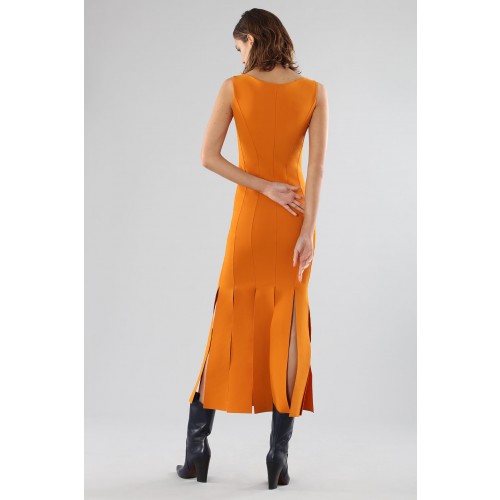 Noleggio Abbigliamento Firmato - Orange knee-length dress with fringe - Chiara Boni - Drexcode -12