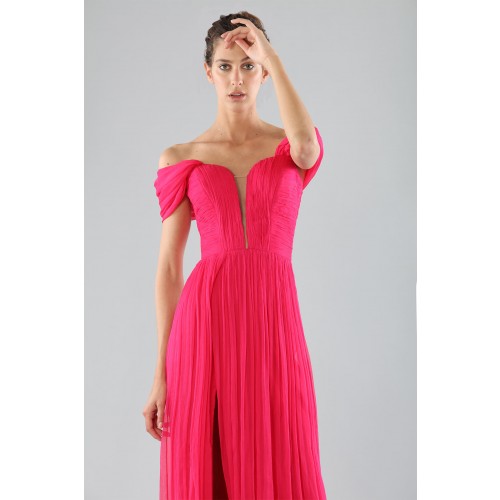 Noleggio Abbigliamento Firmato - Off-shoulder fuchsia dress with slit - Cristallini - Drexcode -4