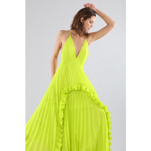 Halston heritage deals green pleated dress