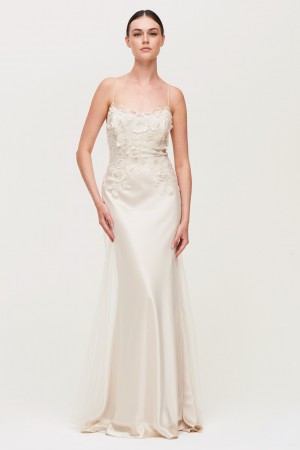 white christmas dresses IMG-20230505-WA0024.jpg?v=1690890490