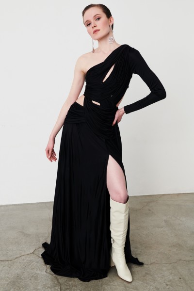 Asymmetric one-shoulder dress 