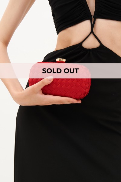 Red clutch 
