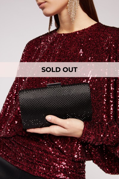 Black clutch