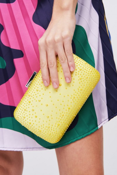 Yellow clutch in satin and rhinestones