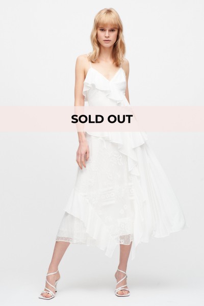 Dress with ruffles