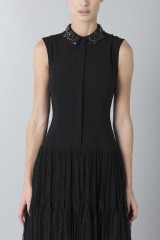 Drexcode - Abito nero con gonna in pizzo e colletto lavorato  - Ports 1961 - Vendita - 5