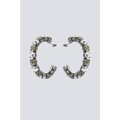 Noleggio Abbigliamento Firmato - Orecchini a cerchio in metallo e strass - Sharra Pagano - Drexcode -1