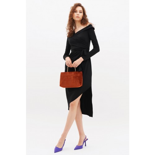 Noleggio Abbigliamento Firmato - Tubino nero asimmetrico - Halston - Drexcode -1